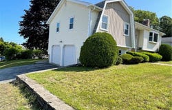 154 Aylsworth Avenue, Woonsocket, RI 02895