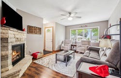 2742 Crestline Avenue, Waterloo, IA 50702