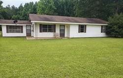 910 Jug Rd, Harrisonburg, LA 71240