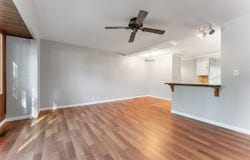 435 DOUGLAS Road, Batavia, IL 60510