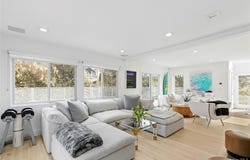 8 Ocean Lane, Amagansett, NY 11930