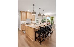 449 Bear Court, Vadnais Heights, MN 55127