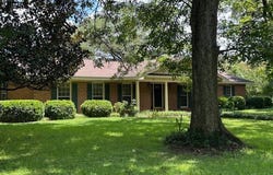 4080 Main Street, Millbrook, AL 36054