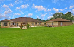 2440 WATER VALLEY ROAD, LANCASTER, PA 17603