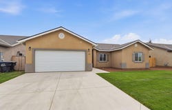3447 E Douglas Avenue, Visalia, CA 93292