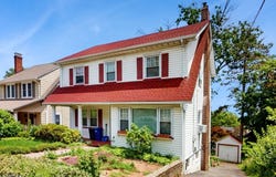 4 Yale Ter, West Orange Twp., NJ 07052-4420