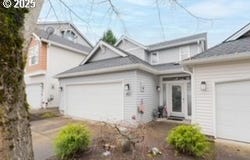 8709 NE 17TH St, Vancouver, WA 98664