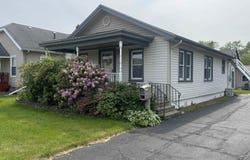 38 S Rose, Mount Clemens, MI 48043