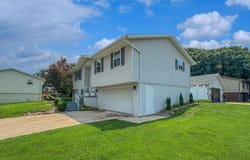 200 KICKAPOO Drive, East Peoria, IL 61611