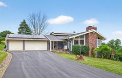 4586 Misty Hill Drive, Canandaigua Town, NY 14424