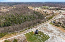 Shawnee Run lot: #17, Rogers, KY 41365