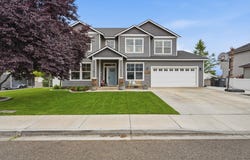 4813 Bilbao Dr, Pasco, WA 99301