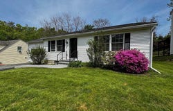 32 Albe Drive, Bennington, VT 05201