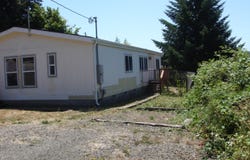 633 SE 7th, Toledo, OR 97391