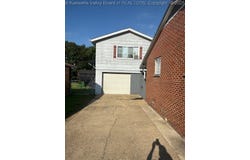 129 Taylor Street, Hurricane, WV 25526