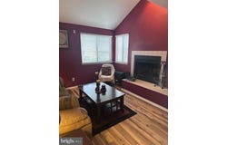 614 AUGUSTA Circle, MOUNT LAUREL, NJ 08054