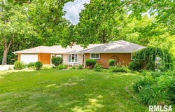 926 BIRCHWOOD Drive, Washington, IL 61571