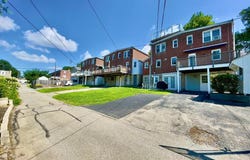 213 E 11TH AVENUE, CONSHOHOCKEN, PA 19428