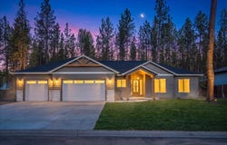 7310 W Kendick Ave, Nine Mile Falls, WA 99026