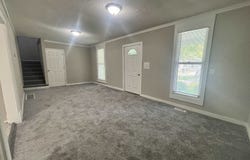 619 E 8th St, Newton, KS 67114