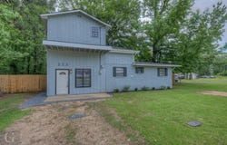 223 W Mckinley Avenue, Haughton, LA 71037