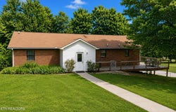 206 E Brushy Valley Drive, Powell, TN 37849