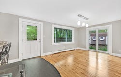 587 Essex Ave, Gloucester, MA 01930