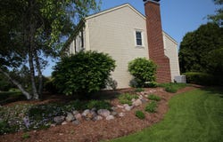 1000 Ridge Rd, Waukesha, WI 53186