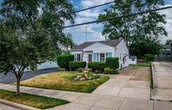 17 Youtz Avenue, Akron, OH 44301