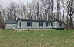 7677 Mill, Vanderbilt, MI 49795