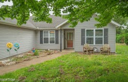 522 E Yale Street, Liberal, MO 64762