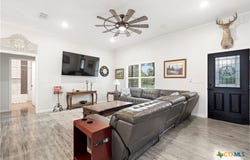 351 Line Camp Loop, Spring Branch, TX 78070