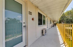 11 SW 4th Avenue, Boca Raton, FL 33432
