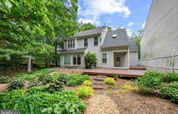 2300 YVONNES WAY, VIENNA, VA 22027