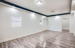 724 E 1st Ave, Hutchinson, KS 67501
