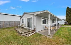 9287 N River Road, Algonac, MI 48001