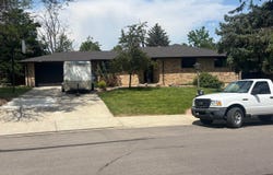 28 University Dr, Longmont, CO 80503