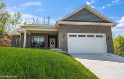 174 Flagstone Way, Clinton, TN 37716