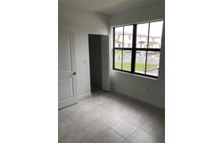 12989 SW 233rd Ter, Miami, FL 33032