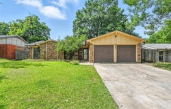2405 Parkside Drive, Grand Prairie, TX 75052
