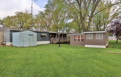 6042 & 6050 N Harding Court, Monticello, IN 47960