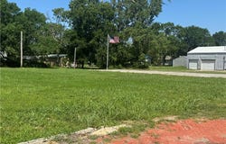 118 N Delaware Street, Edna, KS 67342