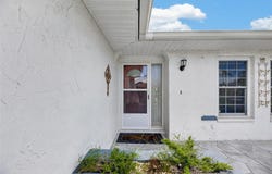 1743 COCO PALM Circle, SUN CITY CENTER, FL 33573