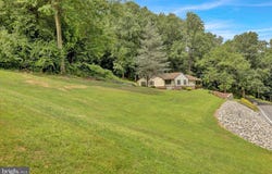 90 PRESTON ROAD, WERNERSVILLE, PA 19565