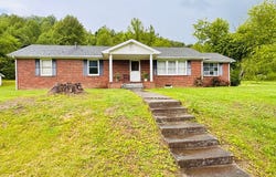 46 Finley Arnett Road, Salyersville, KY 41465