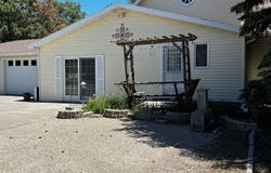 513 Park, Gregory, SD 57533