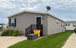 33062 Poplar Ct, New Haven, MI 48048