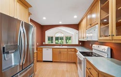 14745 Courtyard Circle, Burnsville, MN 55306
