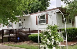 120 W Claremont, LANARK, IL 61046