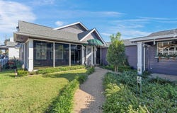 103-105 E Center Street, Lorena, TX 76655